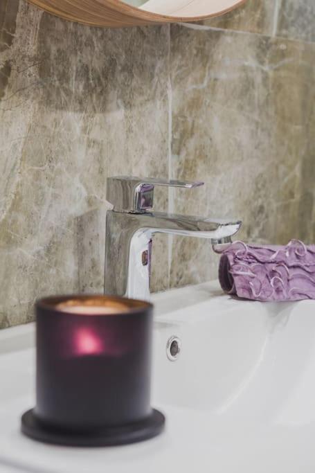 Luxury Apartment In The Heart Of The City. سالونيك المظهر الخارجي الصورة